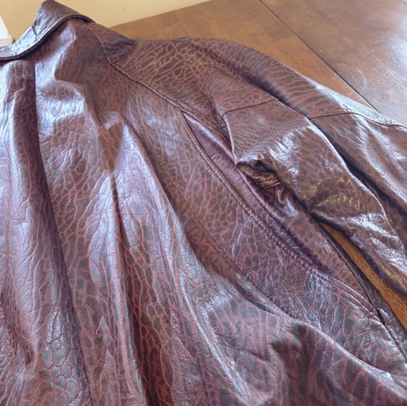 Vintage London Fog Winning Edge Red Tiger leopard print Leather Jacket Fits Medi - Picture 8 of 11